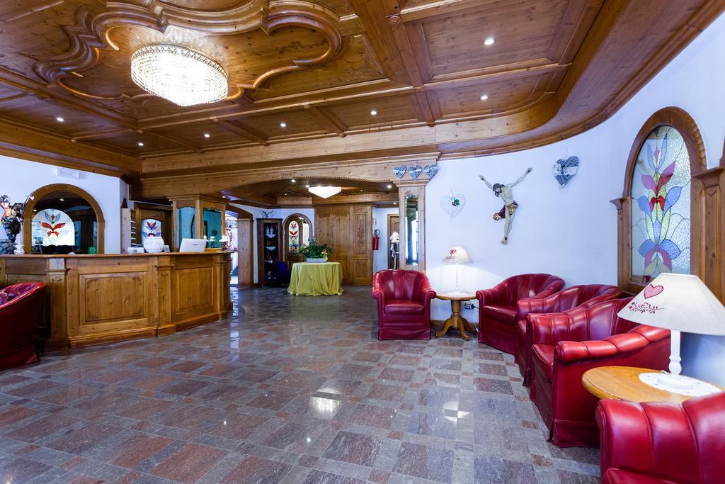 Hotel Vienna San Martino Di Castrozza